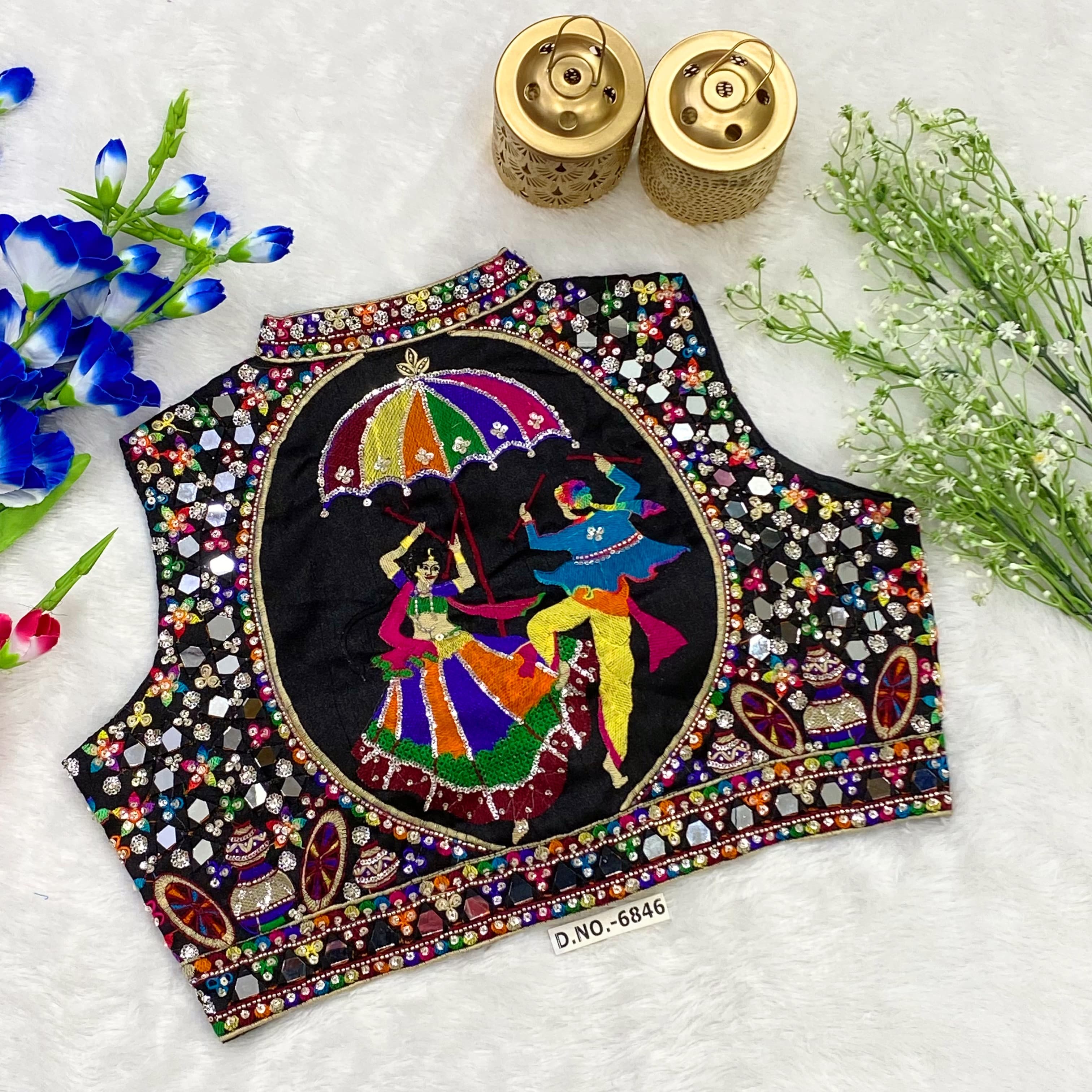 Authentic Mirror Work & Cowrie Shell (Kodi) with Detailed Thread Work AD9030
